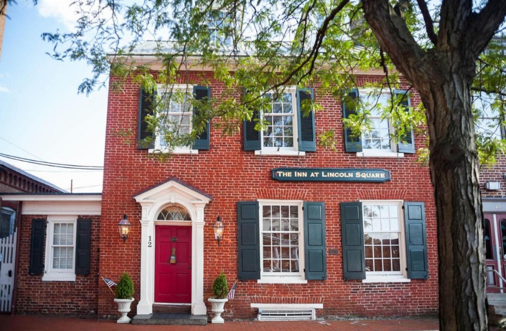 The Inn at Lincoln Square Image 38